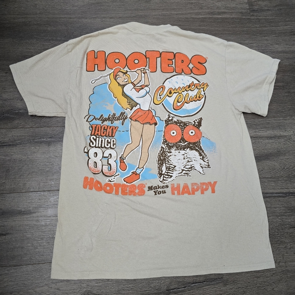 Hooters Vintage Short Sleeve Tee Size Medium Graphic Streetwear